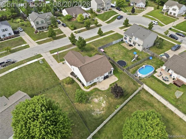 35898 Covington Lane, New Baltimore, MI 48047