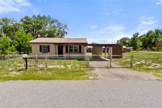 404 ARMOUR AVENUE, Auburndale, FL 33823