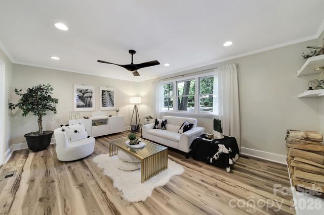 6418 Teague Lane, Charlotte, NC 28215