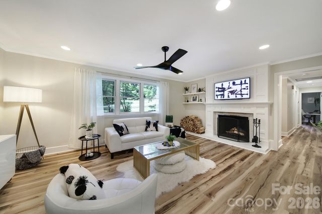 6418 Teague Lane, Charlotte, NC 28215
