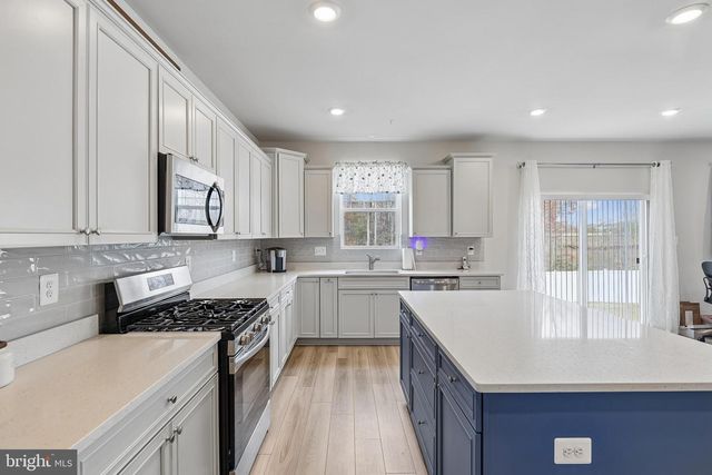 11157 APPLECROSS CT, White Plains, MD 20695