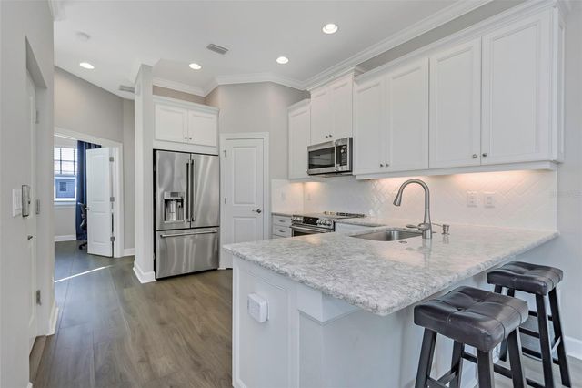 4063 ROCKY SHORES DRIVE, Tampa, FL 33634