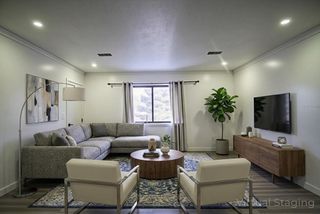 685 Oak St 3-8, Brockton, MA 02301