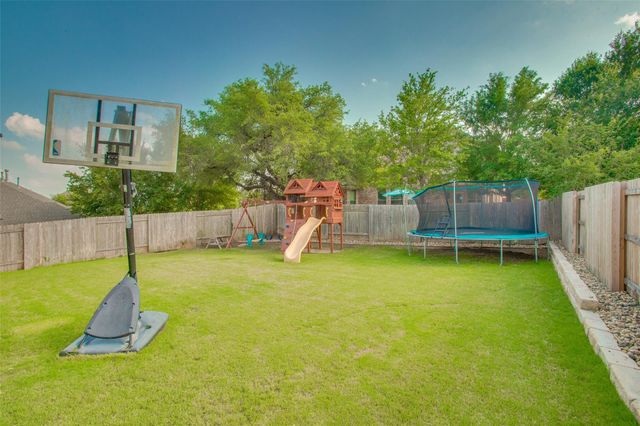 12221 Montclair BND, Austin, TX 78732