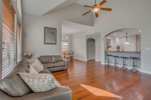 12221 Montclair BND, Austin, TX 78732