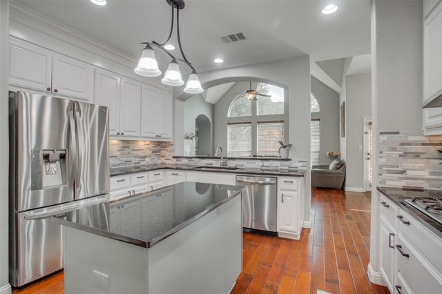 12221 Montclair BND, Austin, TX 78732