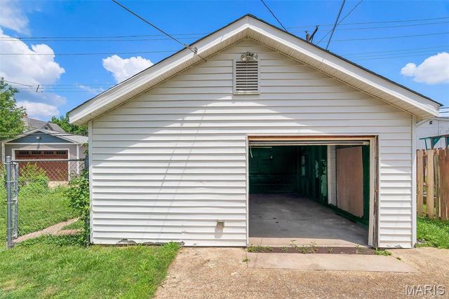 6523 Odell Street, St Louis, MO 63139