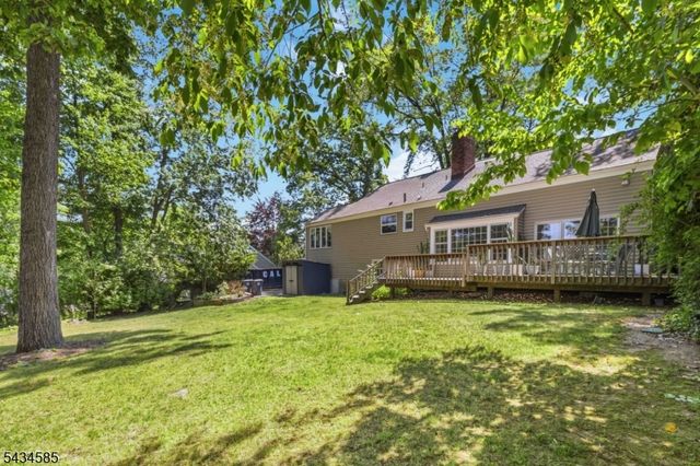 11 Powder Horn Dr, Morris Twp., NJ 07960
