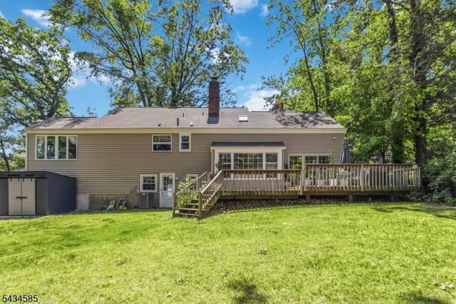 11 Powder Horn Dr, Morris Twp., NJ 07960