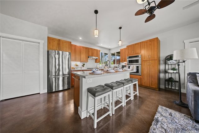 15-2000 5th Avenue, Keaau, HI 96749