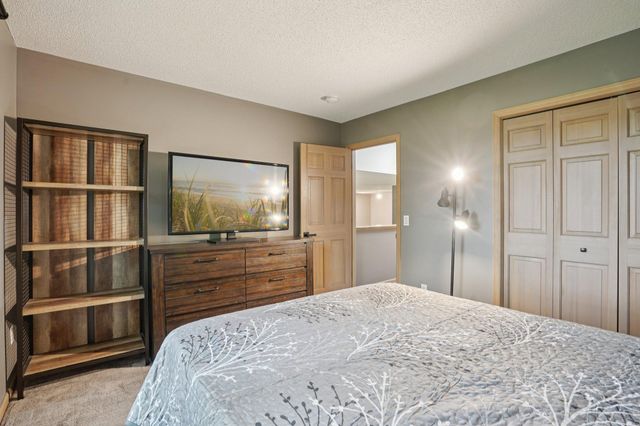 4632 Westwood Lane, Eagan, MN 55122