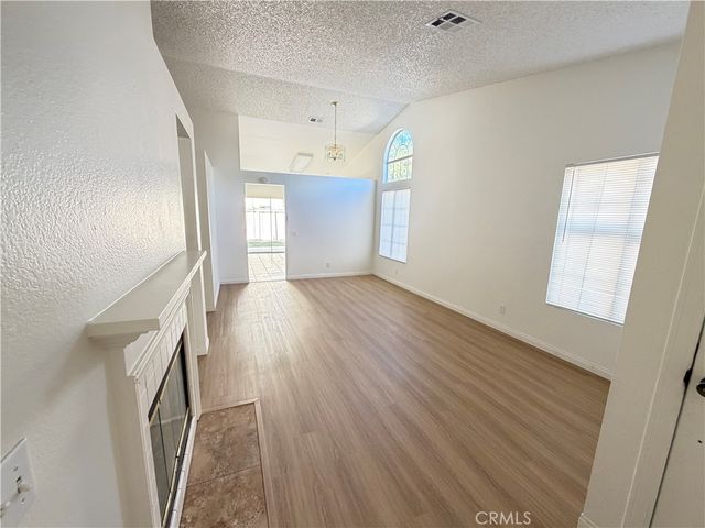 466 Granite View, Perris, CA 92571