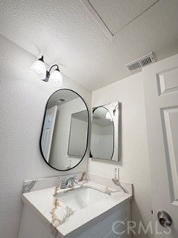 466 Granite View, Perris, CA 92571