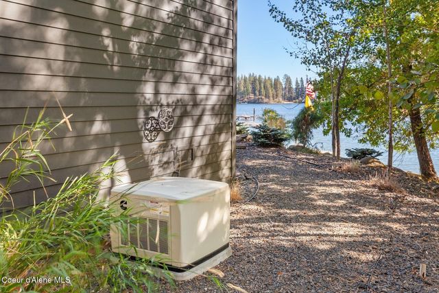 2982 W Everwell Bay Ln, Coeur D'alene, ID 83814