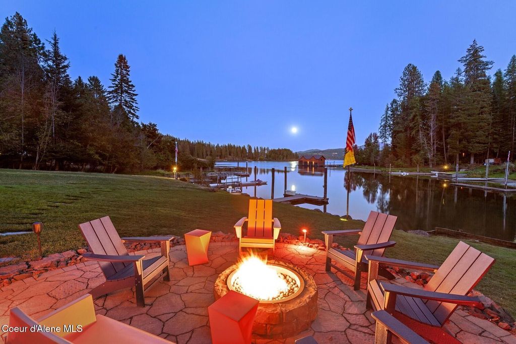 2982 W Everwell Bay Ln, Coeur d'Alene, ID 83814 photo 2