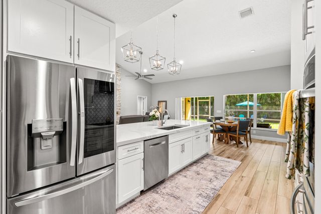 1531 NW 102ND Way, Coral Springs, FL 33071