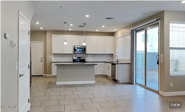 1735 N 209th Avenue, Buckeye, AZ 85396