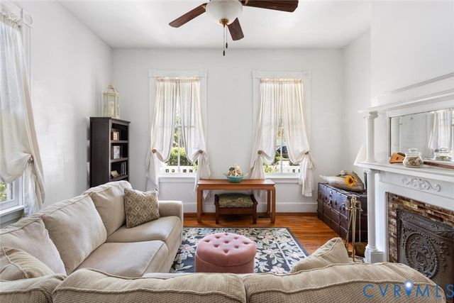 143 Marshall St, Petersburg, VA 23803