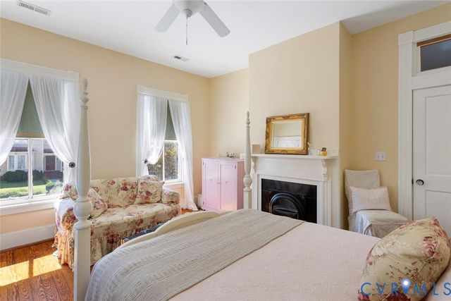 143 Marshall St, Petersburg, VA 23803