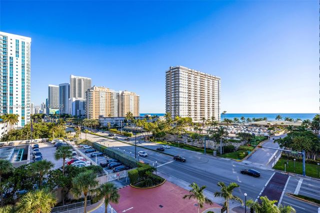 1985 S Ocean Dr 5M, Hallandale Beach, FL 33009