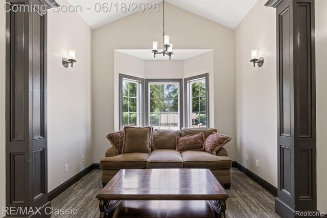 10884 Bouldercrest Drive, Green Oak Township, MI 48178