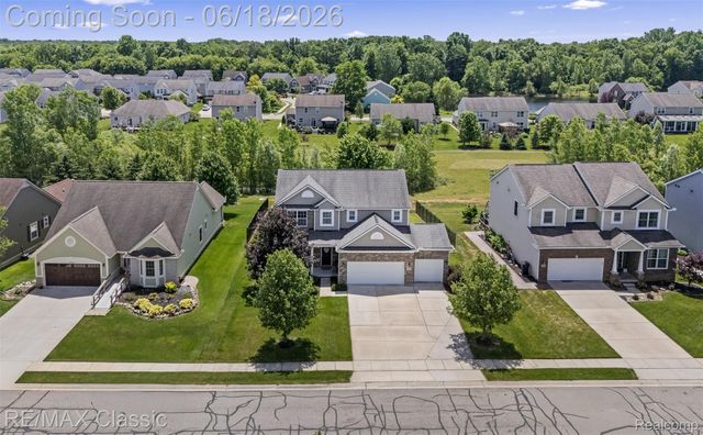 10884 Bouldercrest Drive, Green Oak Township, MI 48178