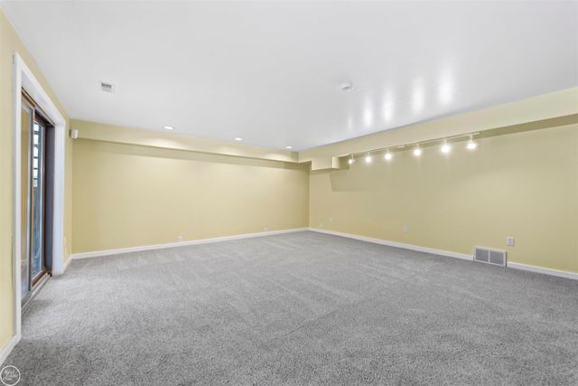 2710 Evergreen Lane, Port Huron Twp, MI 48060