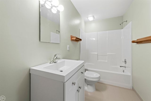 2710 Evergreen Lane, Port Huron Twp, MI 48060