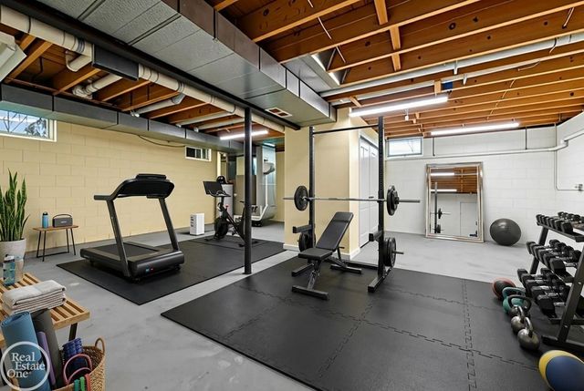 2710 Evergreen Lane, Port Huron Twp, MI 48060