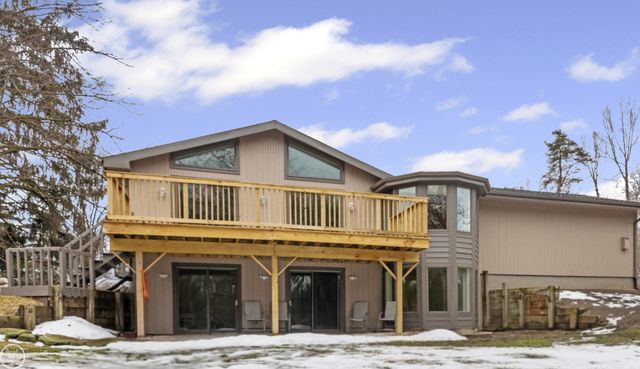 2710 Evergreen Lane, Port Huron Twp, MI 48060