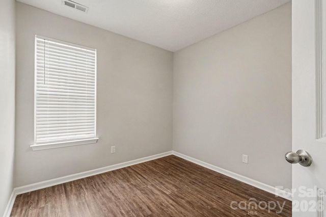 4104 Canyon Creek Lane, Charlotte, NC 28216