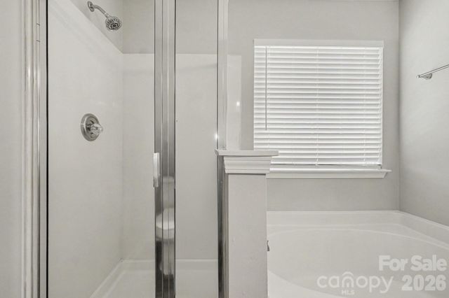 4104 Canyon Creek Lane, Charlotte, NC 28216