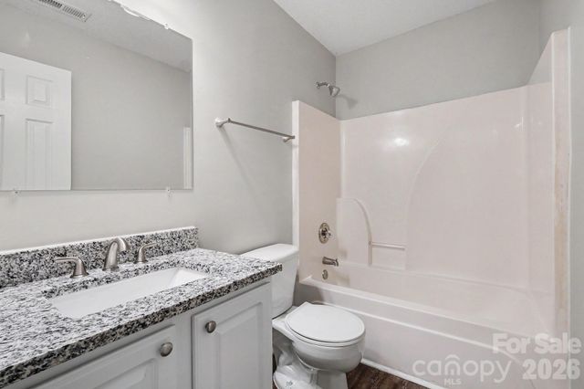 4104 Canyon Creek Lane, Charlotte, NC 28216