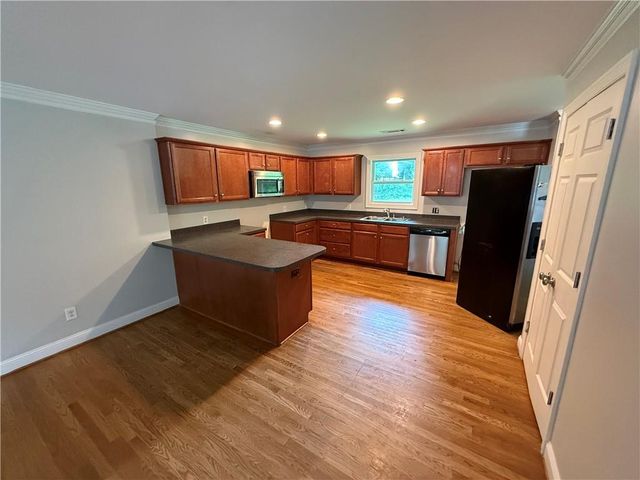2269 Lakewood Drive NW, Kennesaw, GA 30152