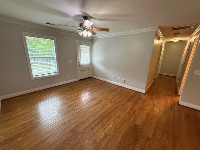 2269 Lakewood Drive NW, Kennesaw, GA 30152