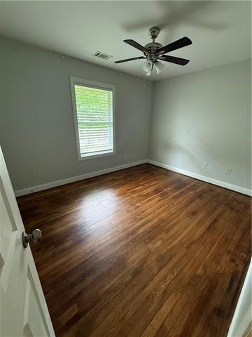 2269 Lakewood Drive NW, Kennesaw, GA 30152