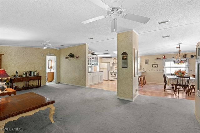 278 Riverwood RD, Naples, FL 34114