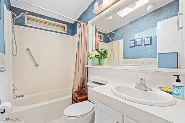 278 Riverwood RD, Naples, FL 34114