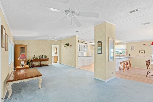 278 Riverwood RD, Naples, FL 34114