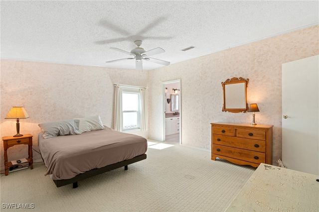 278 Riverwood RD, Naples, FL 34114