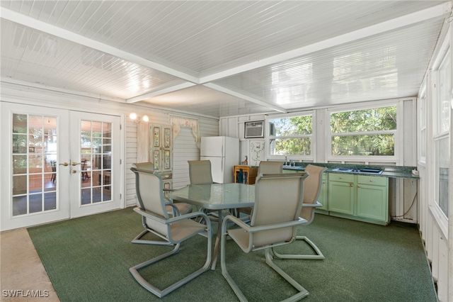 278 Riverwood RD, Naples, FL 34114