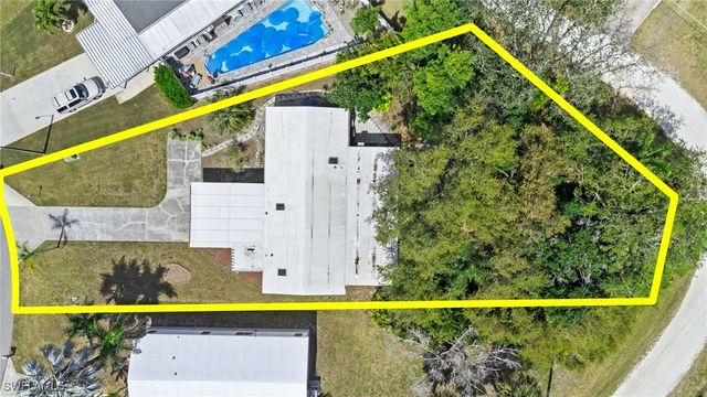 278 Riverwood RD, Naples, FL 34114