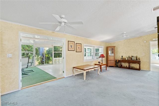278 Riverwood RD, Naples, FL 34114