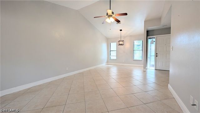 13147 Hampshire CT, Fort Myers, FL 33919