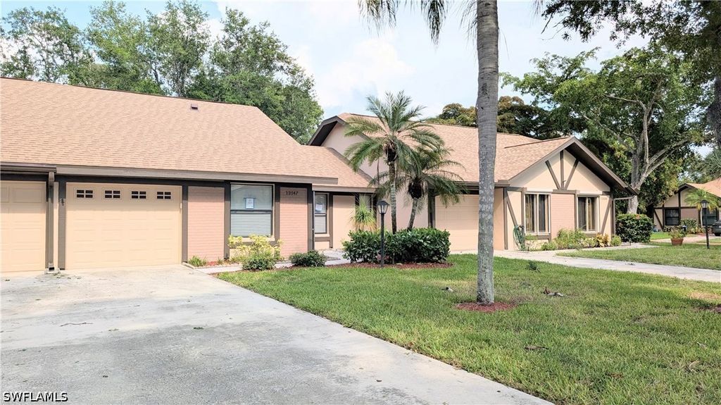 13147 Hampshire CT, Fort Myers, FL 33919