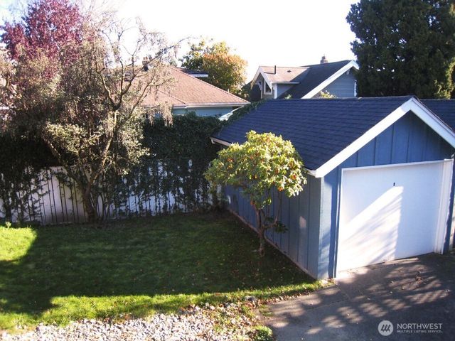 6538 18th Avenue NE, Seattle, WA 98115