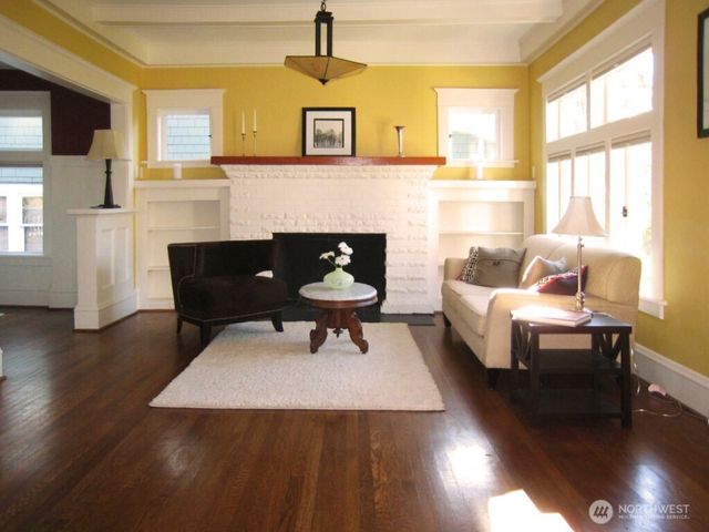 6538 18th Avenue NE, Seattle, WA 98115