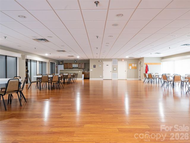 301 White Oak Drive, Hendersonville, NC 28791