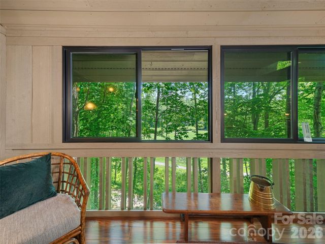 301 White Oak Drive, Hendersonville, NC 28791