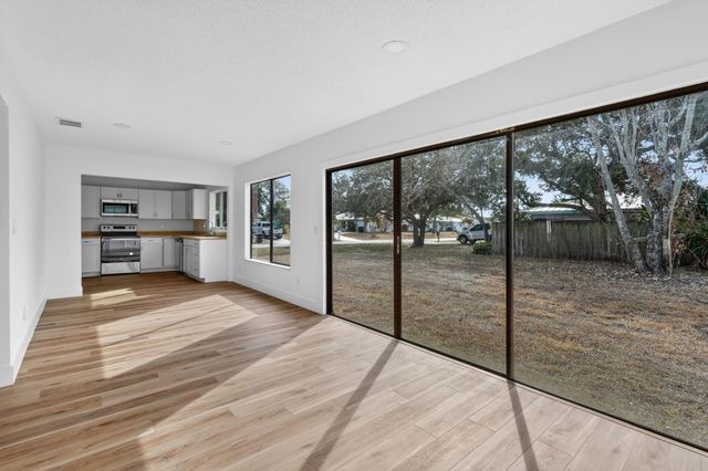 2101 SE Holland Street, Port St. Lucie, Port St Lucie, FL 34952